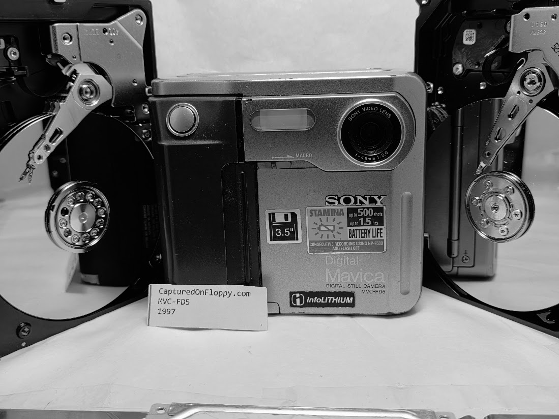 Sony Mavica FD5 camera