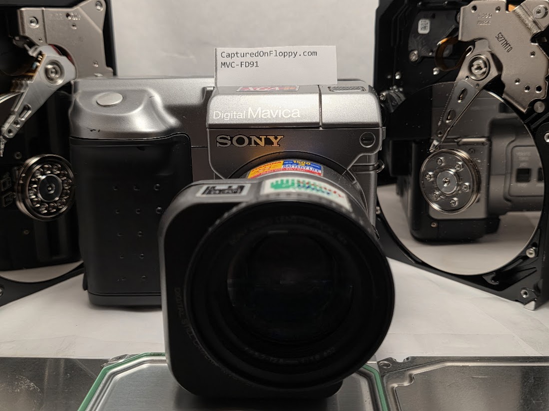 Sony Mavica FD91 camera